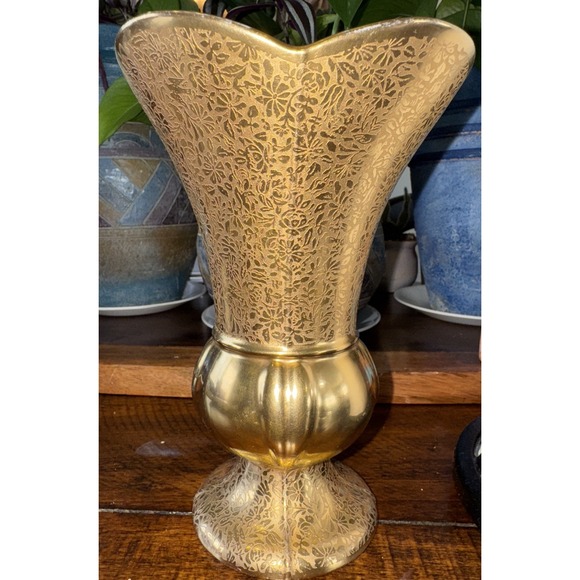Wheeling Decorating Company Gold Encrusted‎ Vase Doves Roses Daisies 7.75